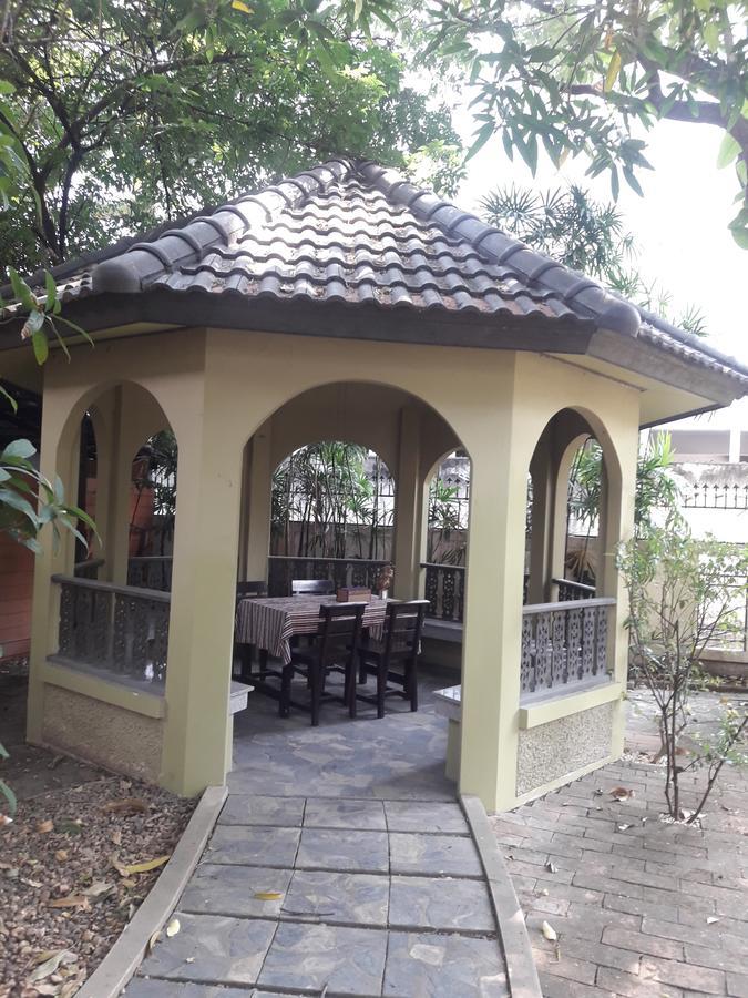 Coc Guest House & Hostel Chiang Mai Exterior foto